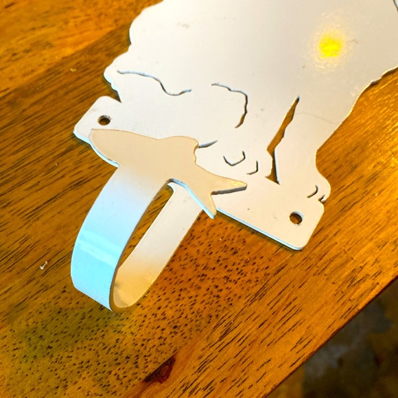 3/$15. Cat towel holder - Picture 3 of 4